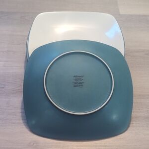 Noritake Colorwave Teal and White Square Plates